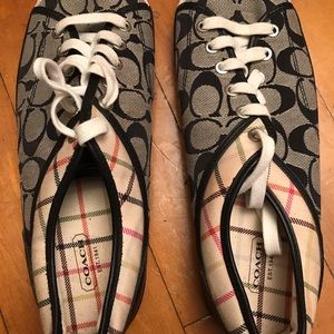 Men’s coach shoes lightly used